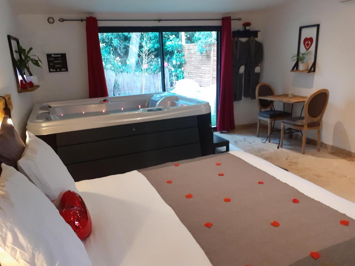 La Chambre Des Songes Saze  Buitenkant foto