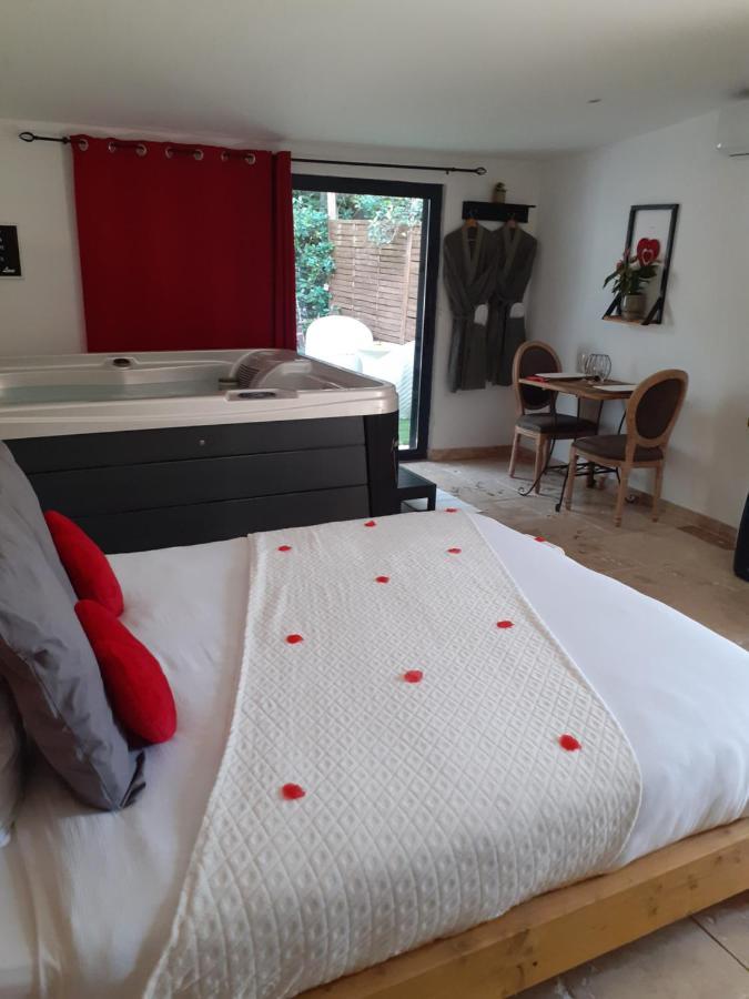 La Chambre Des Songes Saze  Buitenkant foto